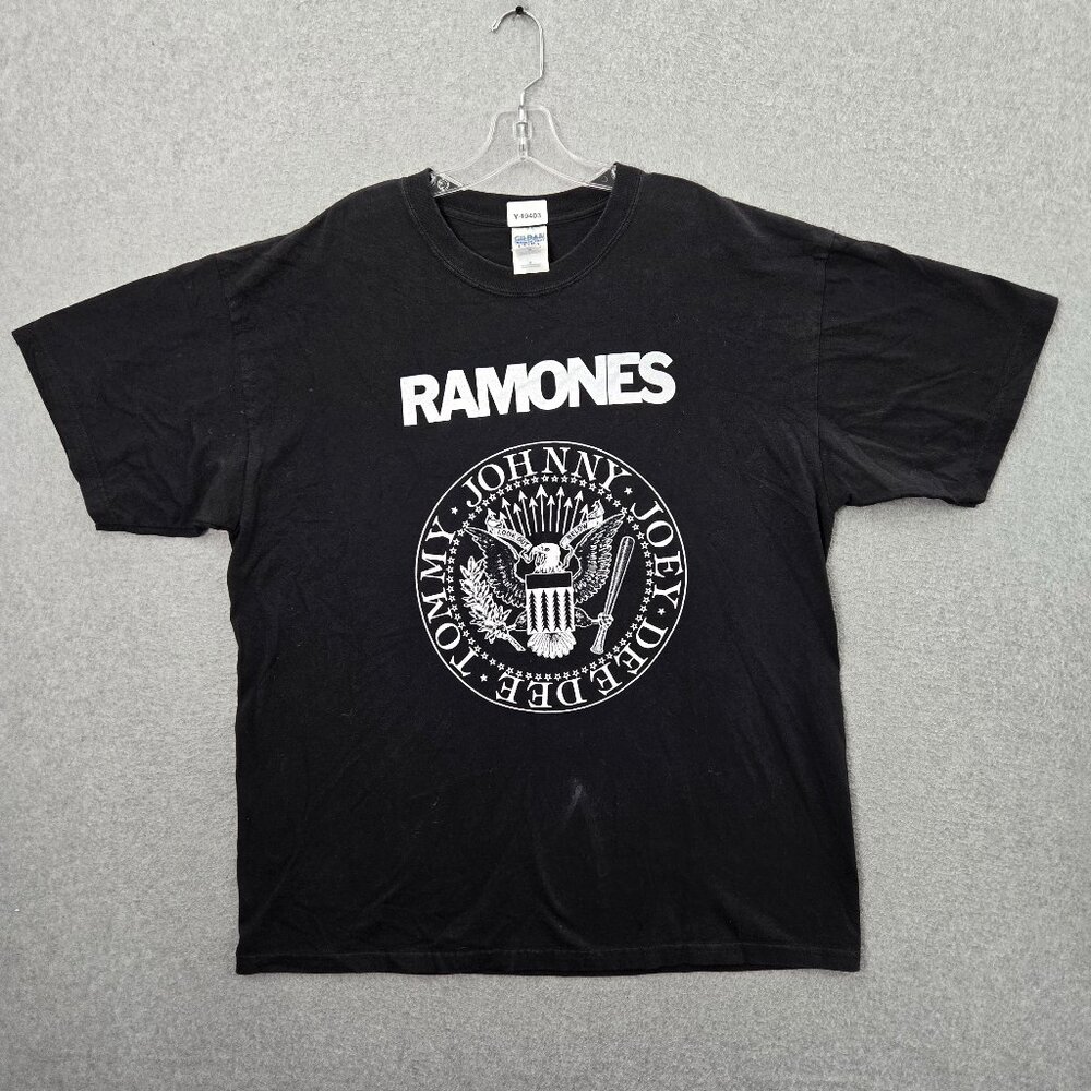 Ramones Men Shirt‎ XL Black Look Out Below Logo Graphic Crew Neck Tee READ